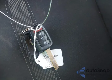 2016 Honda Civic Lx z USA, uszkodzony, nr VIN 19XFC2F53GE244825